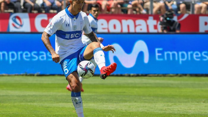 Se va al campeón de la Libertadores: Cruzados oficializa acuerdo para vender a Valber Huerta