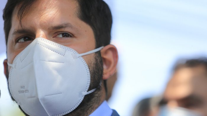 Hermano de Gabriel Boric denunció amenazas e insultos hacia él y su familia