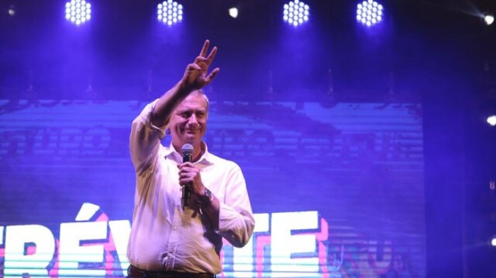 Kast lanza duro mensaje en cierre de campaña: 