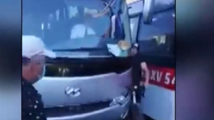 Habla ciclista atrapado por maniobra de micro en Maipú: 