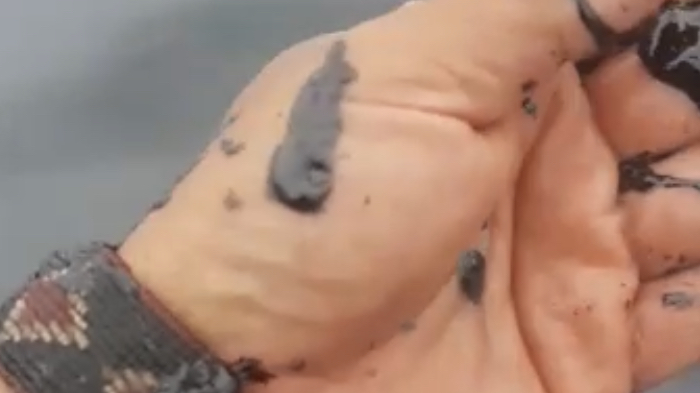 Nuevo derrame de petróleo afecta a las aguas de la bahía de Quintero