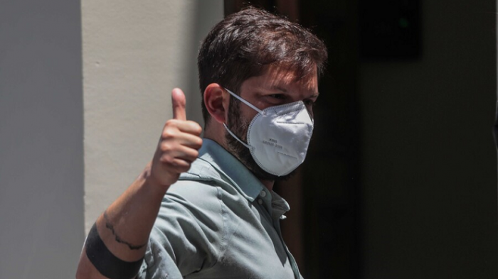 Pdte. electo Boric y mensaje de Navidad: “La época de las fiestas es una en donde más se desencadenan suicidios”