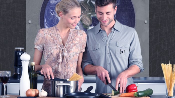 Marca de licor ofrece premio de $20 millones a pareja que pase 30 noches sin internet