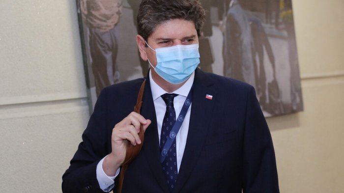 Hacienda se defiende por financiamiento de PGU y acusa “crítica más política que técnica” de economistas