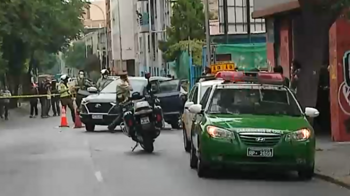 Balacera en Santiago Centro tras persecución: Carabineros detuvo a un total de seis sujetos