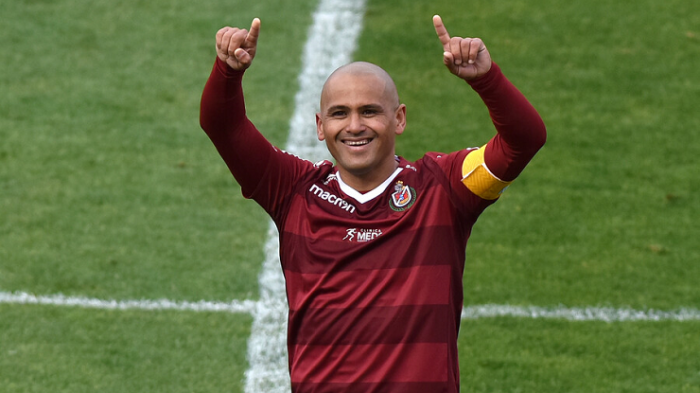 El retorno del goleador: Humberto Suazo regresa a Deportes La Serena
