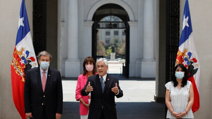 Piñera anuncia proyecto que crea derecho a la sala cuna y extensión de Subsidio Protege