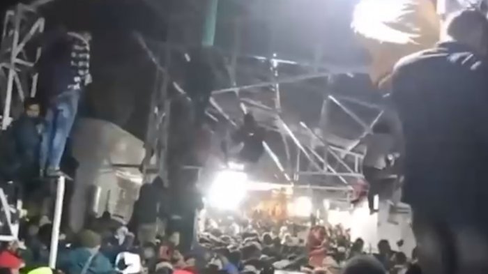 India: Estampida en templo hindú deja al menos 12 muertos