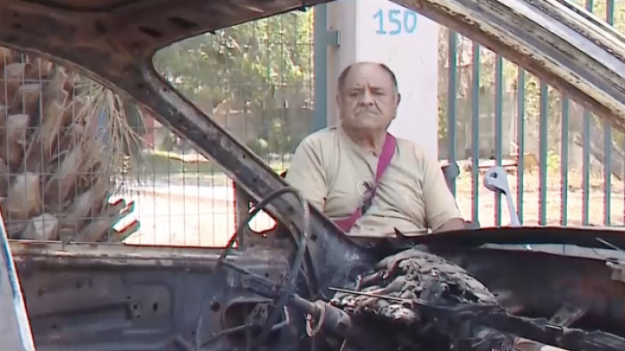 Hombre en situación de discapacidad sufrió la quema de su auto: 