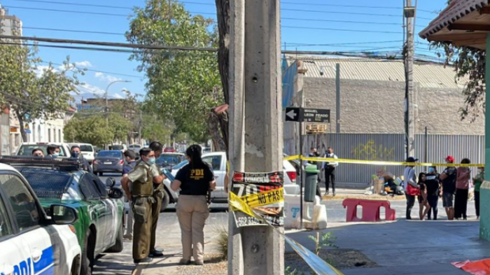 En horario de colación: Trabajador muere baleado en la vía pública tras intento de robo de su celular