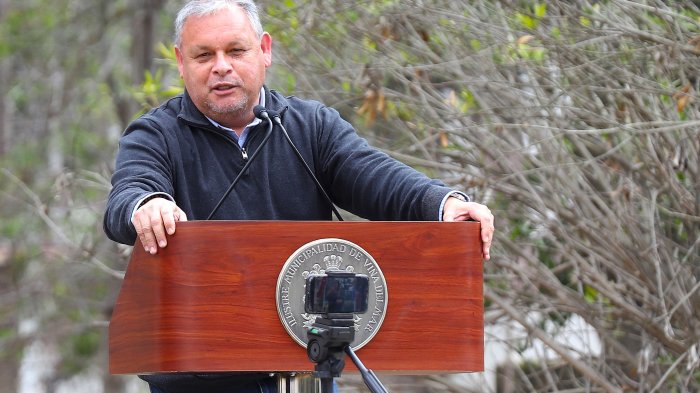 Asociación de Gobernadores Regionales respalda a Mundaca tras querella de ex ministro Walker