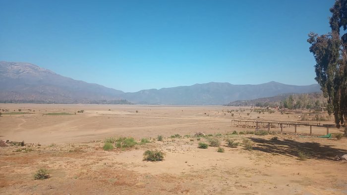 Mal uso del agua en el agro y parcelas: Laguna de Aculeo se secó por acción humana según estudio