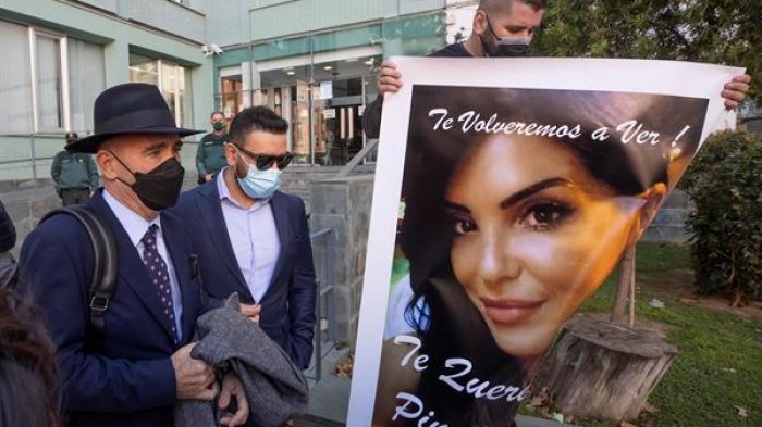 En España: Cirujano chileno enfrenta a la justicia por muerte de paciente tras liposucción