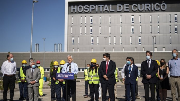 Alcalde de Curicó tras visita de pdte. Piñera al Hospital Provincial: 