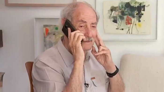 Premio Nacional recibió insólito parte: Asegura que estaba durmiendo cuando ocurrió la supuesta infracción