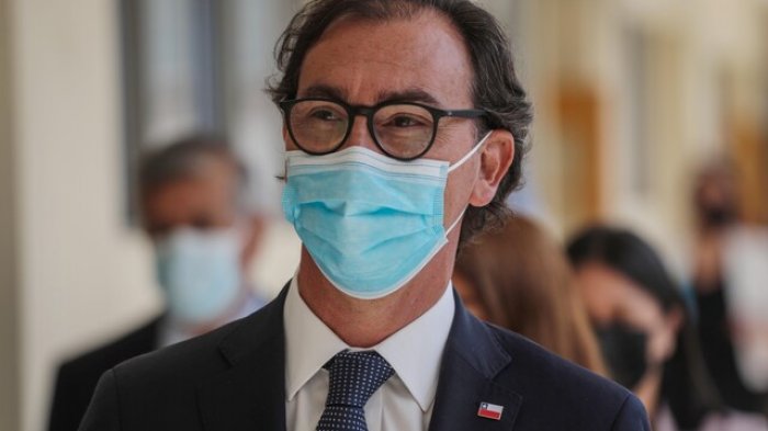 Ministro Figueroa confirmó fecha para el retorno obligatorio a clases presenciales