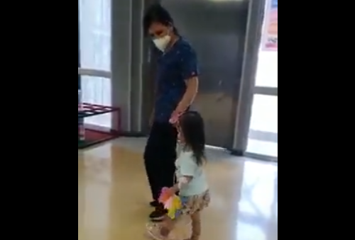 “Le ganamos a la muerte”: Niña baleada en feria navideña de La Pintana volvió a caminar