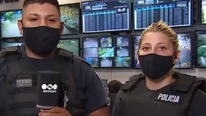 Policías salvan vida de niña ahogada en Argentina: Le hicieron reanimación