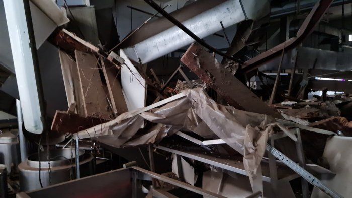 Derrumbe afectó a la Central de Alimentación del Hospital Carlos Van Buren