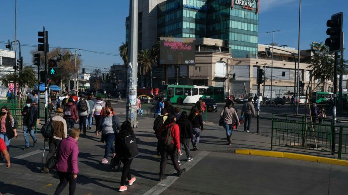 Región Metropolitana vuelve a fase 3: Estos son los cambios que rigen en el Paso a Paso desde este miércoles