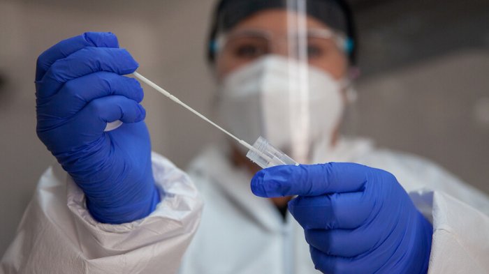 Nuevo récord: Chile registra más de 12 mil casos diarios, la cifra más alta desde que comenzó la pandemia