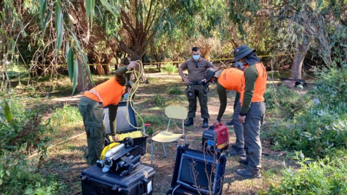 Búsqueda de colectivero llega a Laguna Sausalito tras hallazgo de mascarillas con restos orgánicos