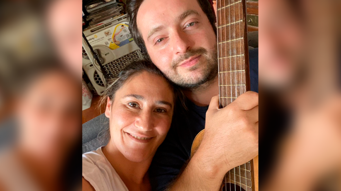 Toto Acuña conmueve las redes sociales con tierna foto de 