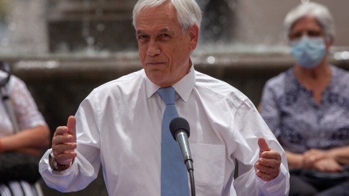 Presidente Piñera citó a Arjona en medio de la promulgación de la PGU: 