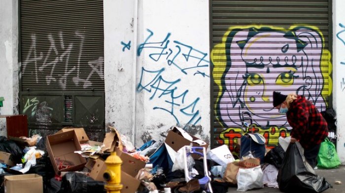 Latinoamérica retrocede 27 años en pobreza extrema: Chile es el país donde más aumentó la desigualdad