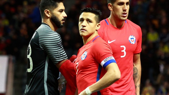 Johnny Herrera arremete contra Alexis tras derrota ante Argentina: 