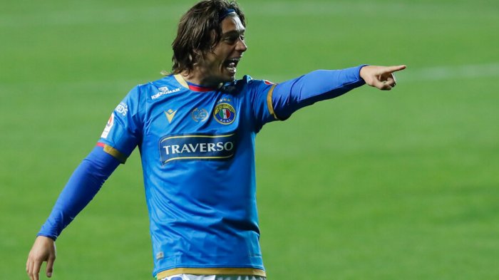 Joaquín Montecinos oficializa su llegada a México: Audax lo despide recordando sus mejores goles