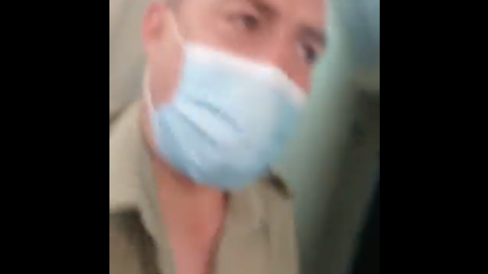 Carabineros aclara que video de violento uniformado es de diciembre y fue en San Miguel: Está preso