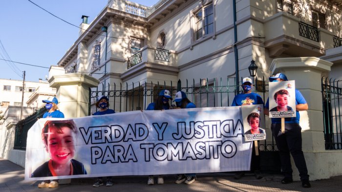 Mamá de Tomás: “Queremos que Boric se pronuncie como no lo hizo el pdte. Piñera”