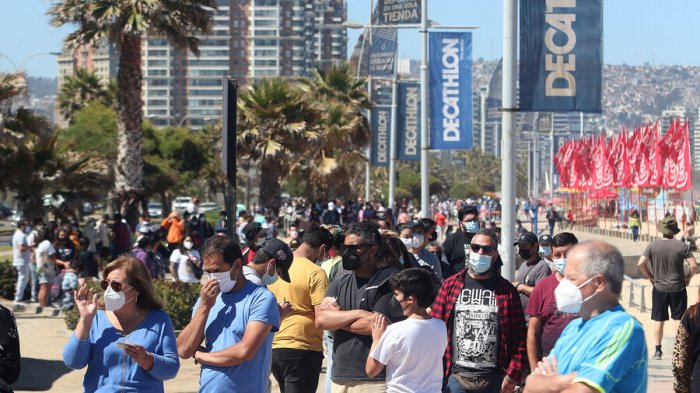 Más de 118 mil contagiantes: Estas son las regiones que lideran los casos activos de COVID-19