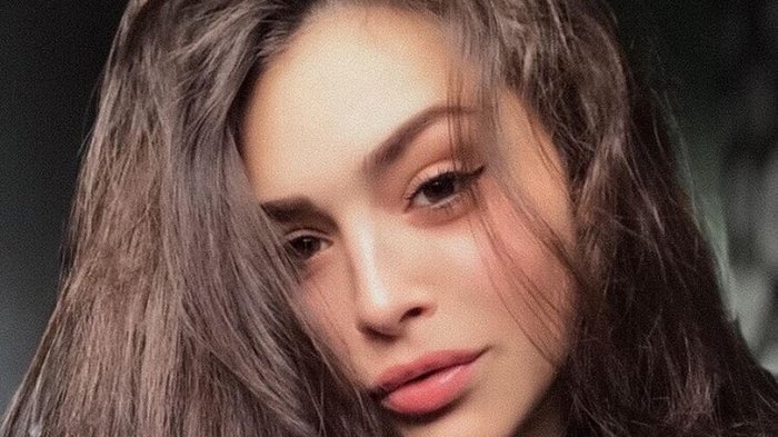 Mujer embarazada murió luego que se le enredara el pelo en una máquina en plena entrevista de trabajo