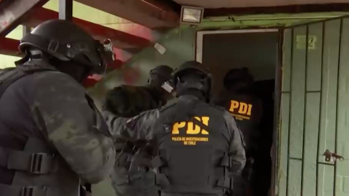 PDI allanó por error la casa de una adulta mayor: Familia reclama que quedó con traumas