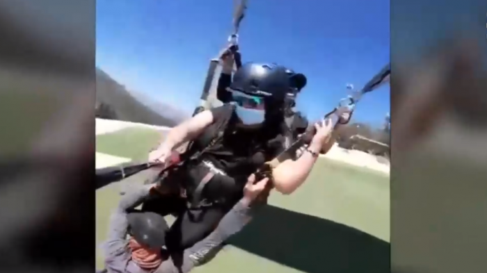 Puente Alto: Hombre no alcanzó a soltarse de un parapente y voló metros por el aire afirmado con sus manos