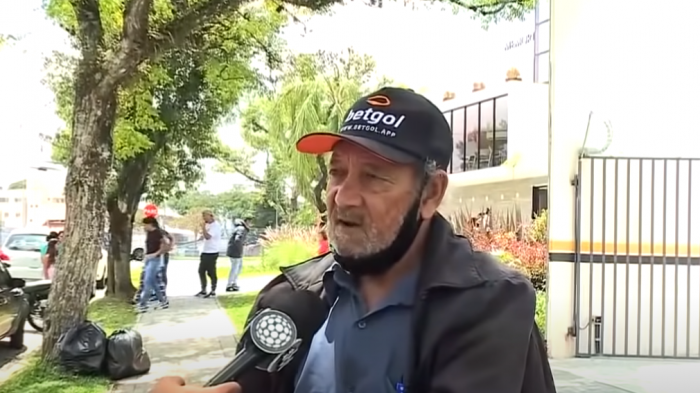 Abuelo persiguió, atropelló y entregó a la policía a sospechoso de matar a su nieto