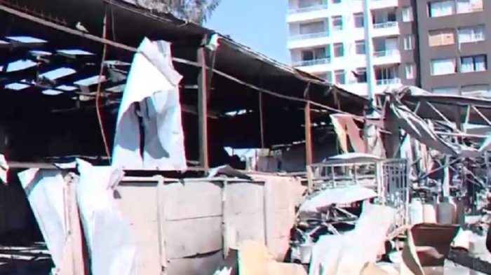 Vivir al lado de un peligro latente: Explosión en distribuidora de gas afecta a casas en La Cisterna