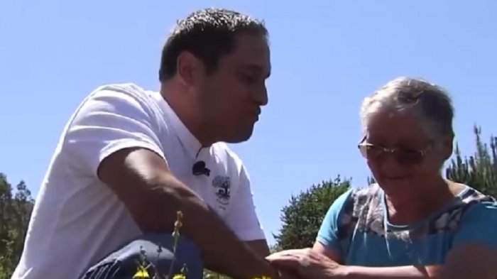 Caso adopciones ilegales: Regresó bombero sustraído desde Chile y se reencontró con su familia