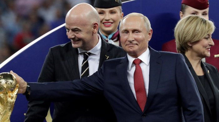 Sin competiciones, bandera, himno ni nombre: Las duras sanciones de la FIFA contra Rusia por invasión a Ucrania