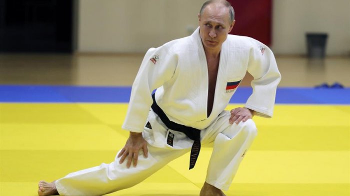 Siguen las sanciones: Vladimir Putin pierde su cinturón negro honorífico de Taekwondo
