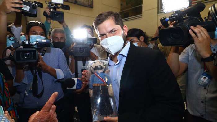 A nueve días de asumir como presidente: Gabriel Boric se despidió de la Cámara de Diputados