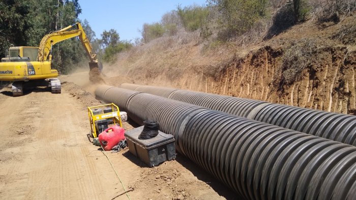 Disputa por el agua: Obra de regadío tiene enfrentados a comunidad rural de Quillota con canalistas