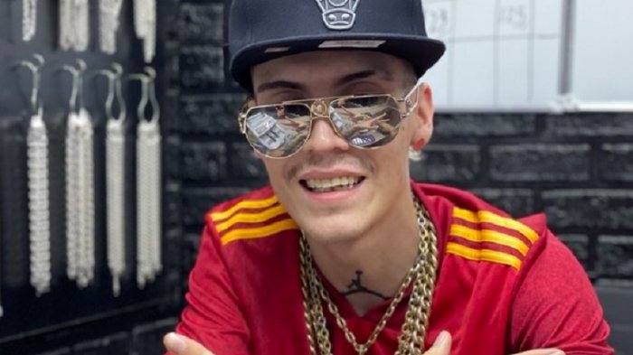 Modelo revela cómo es grabar un videoclip con Marcianeke: 