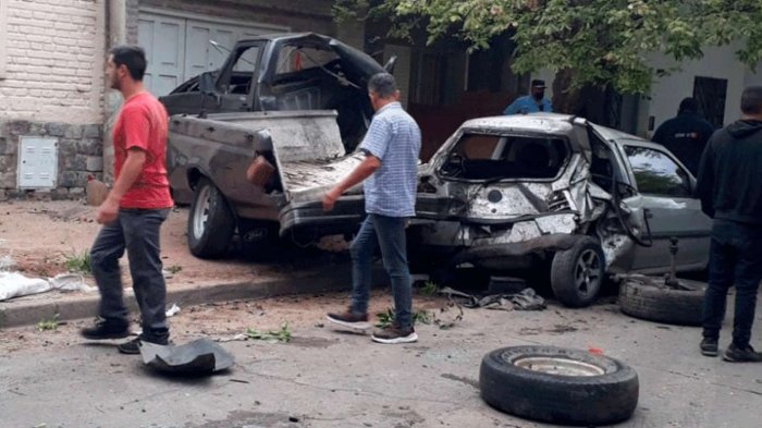 Joven de 19 años chocó a siete autos y mató a un motociclista: Dijo que lo perseguía el diablo