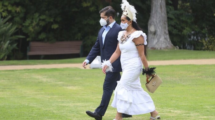 Primera representante Rapa Nui: Quién es Manahi Pakarati, la nueva directora de protocolo del ministerio de RR.EE.