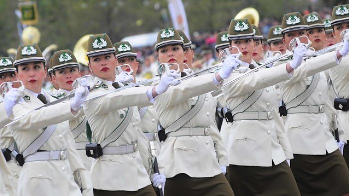 Tres carabineras por primera vez lideran la seguridad de un presidente: Le agradecieron por 