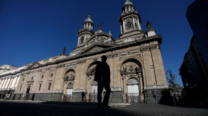 Boric asistirá a Te Deum ecuménico en la Catedral Metropolitana: Estos son los cortes de tránsito por la ceremonia