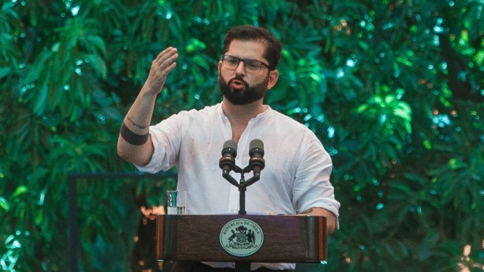 Desde cuestionamiento de Cubillos a defensas a los derechos de la niñez: Las reacciones tras la crítica de Boric a Ezzati